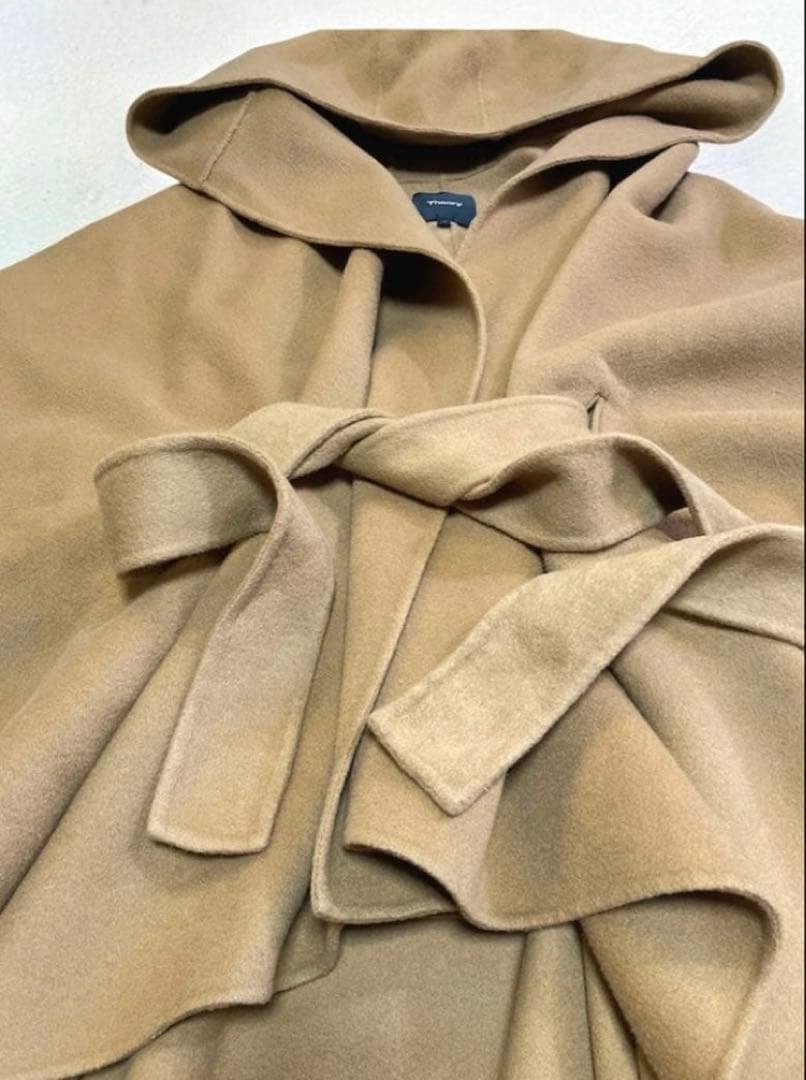 Theoryセオリー ポンチョケープ　ベルト付き　フード　カシミア混キャメル　S