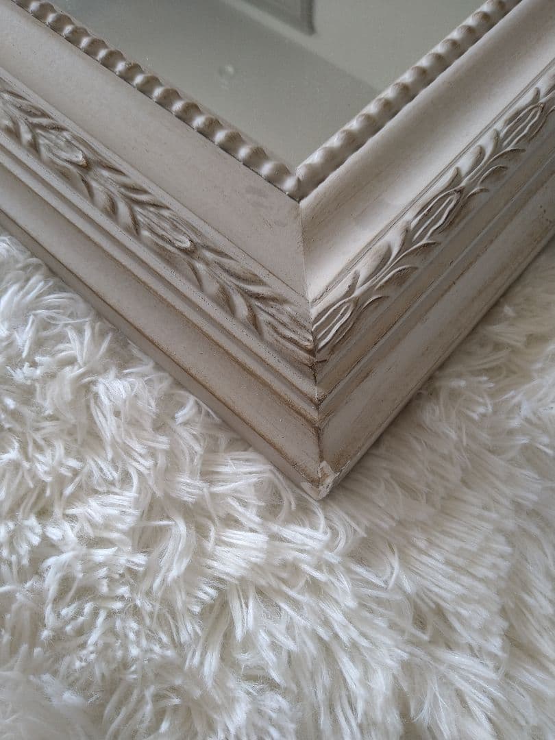 【最終価格】サラグレース　壁掛けミラー　シャビーシック　アンティーク調ミラー