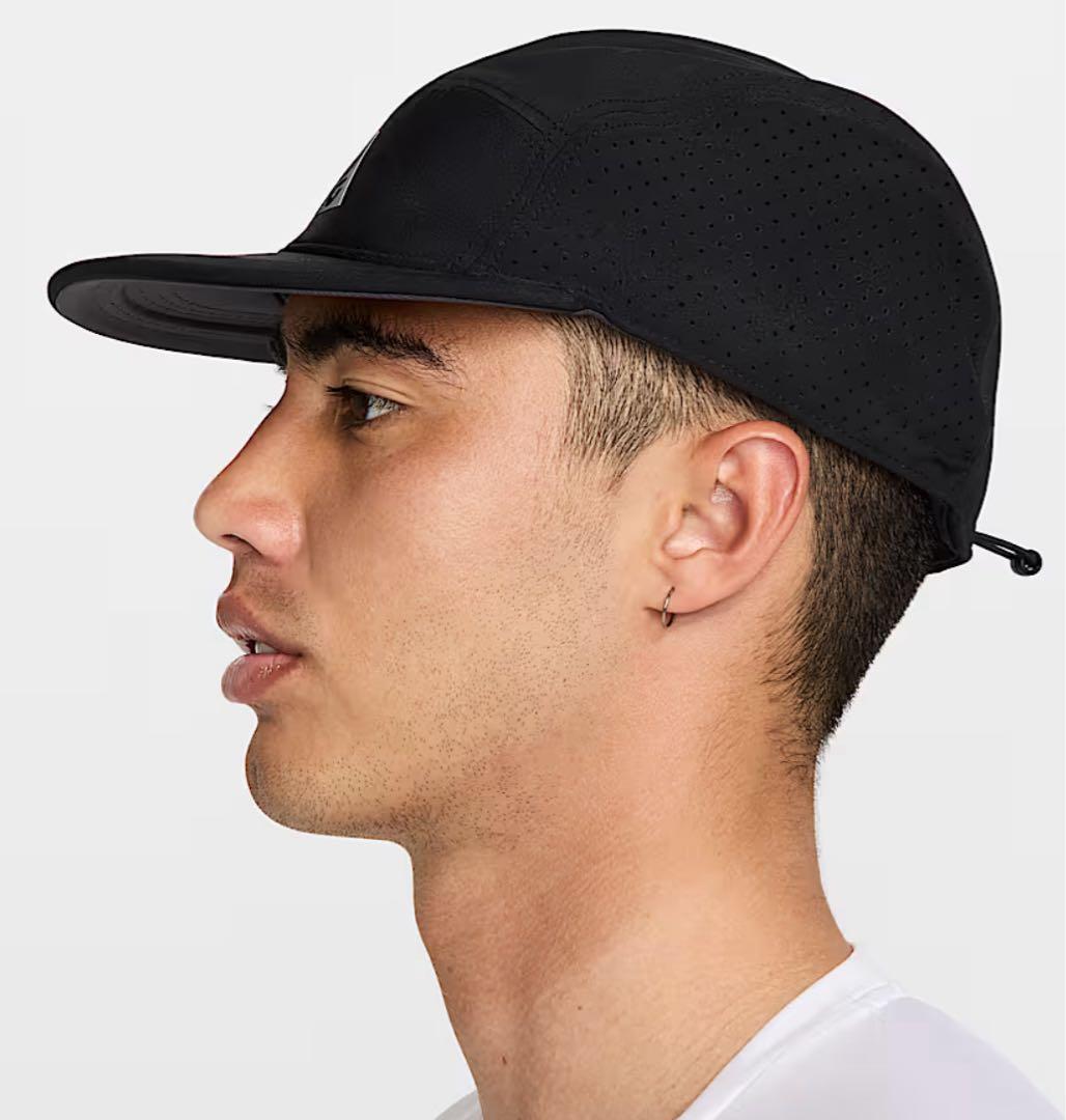 ナイキ ACG 取り外し可能なケープ付き フライ キャップ M/Lサイズ