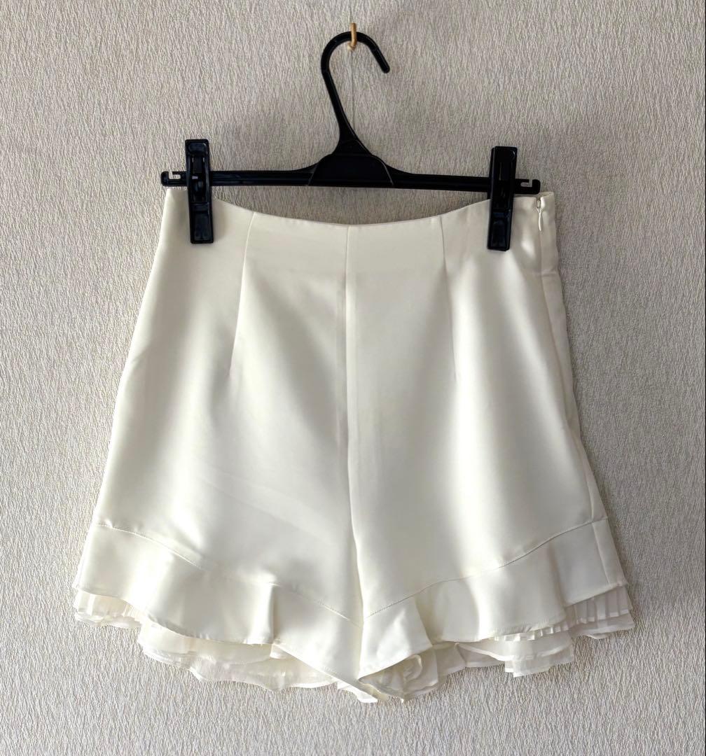 SNIDEL 馬場ふみか オンラインストア限定 フリル ショートパンツ&カーデ