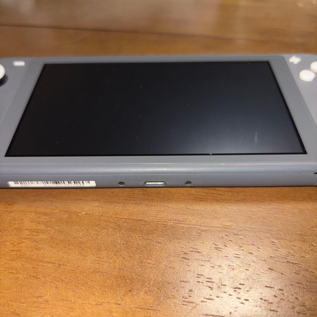 [最終値下げ]Nintendo Switch Lite グレー　ソフト付き