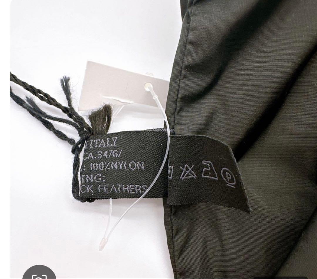 新品タグ付☆プラダ　ロゴマフラー　ナイロン　ストール　ダウンマフラー未使用美品