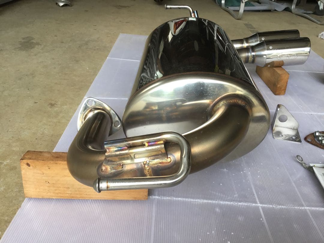 ★カローラクロスZVG15(4WD)用GANADOR マフラー 中古美品★値下げ