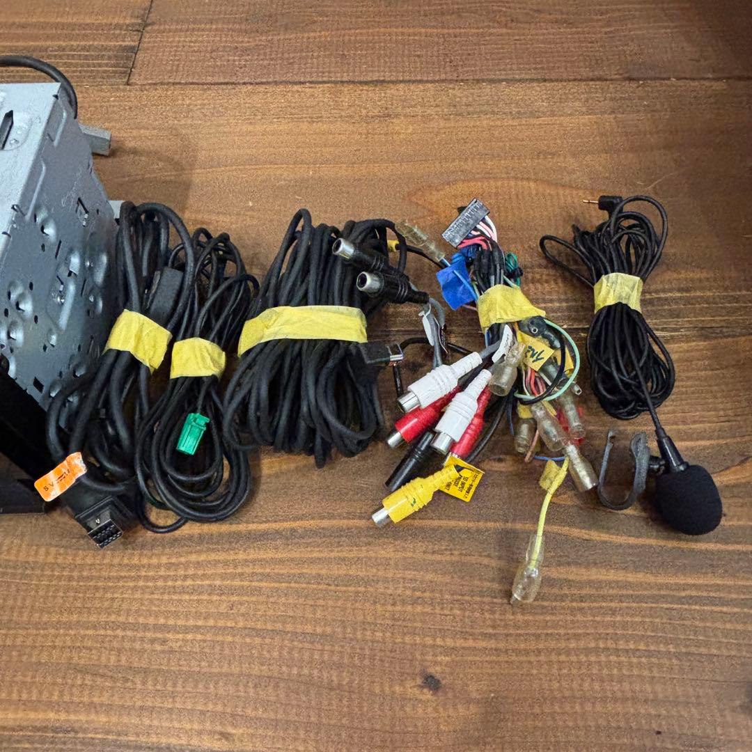 パイオニア カロッツェリア 7インチ AVIC-ZH009 ナビ サイバーナビ