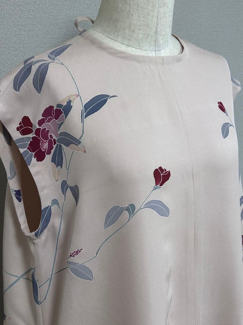 ♪着物リメイク♪ 桜色に上品な友禅花模様　後リボンの シンプルワンピース　後長め