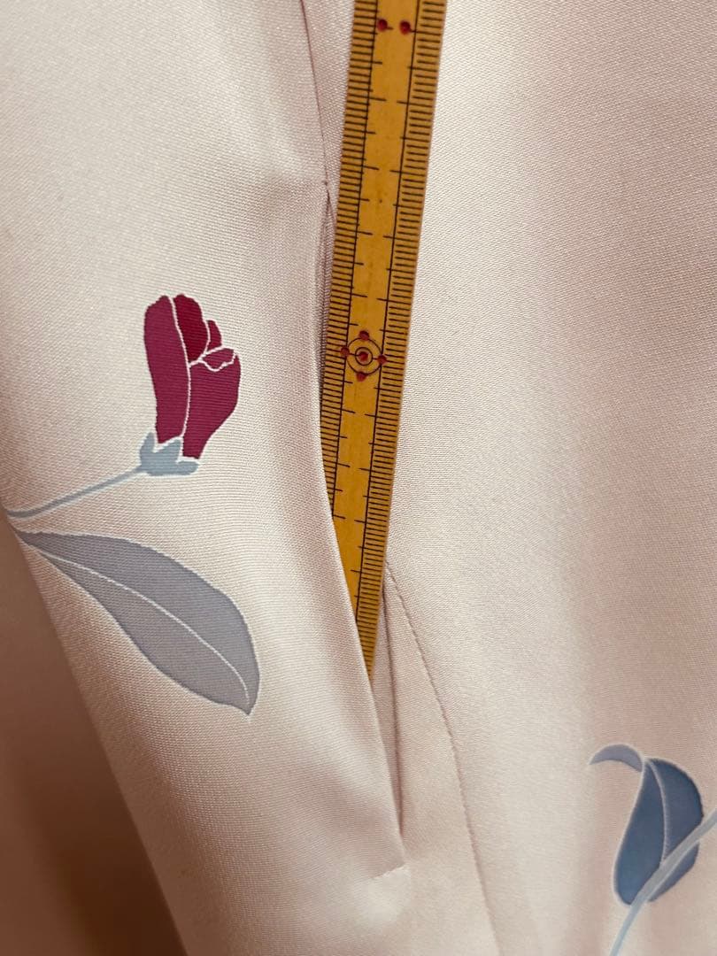 ♪着物リメイク♪ 桜色に上品な友禅花模様　後リボンの シンプルワンピース　後長め