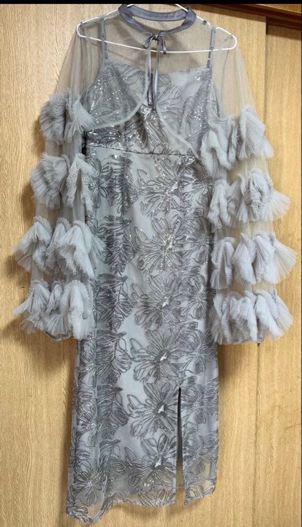 leja フリルチュールスリーブリボンIラインワンピースドレス　M