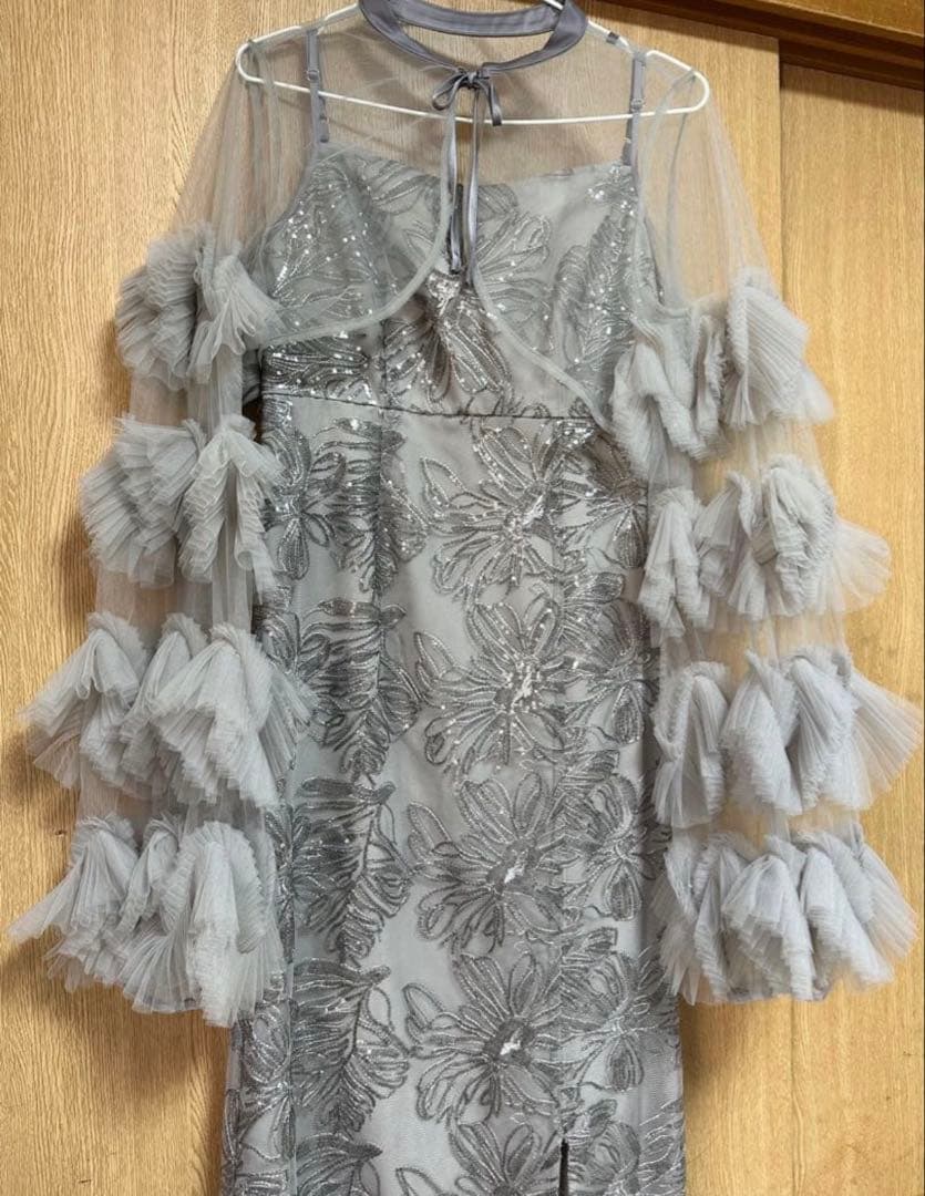 leja フリルチュールスリーブリボンIラインワンピースドレス　M