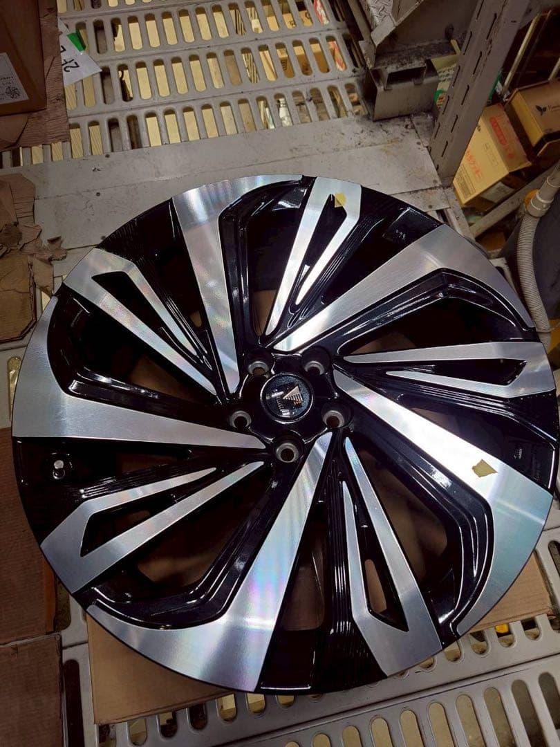 4本　21インチ　クラウンスポーツ　モデリスタアルミホイール　小傷あり