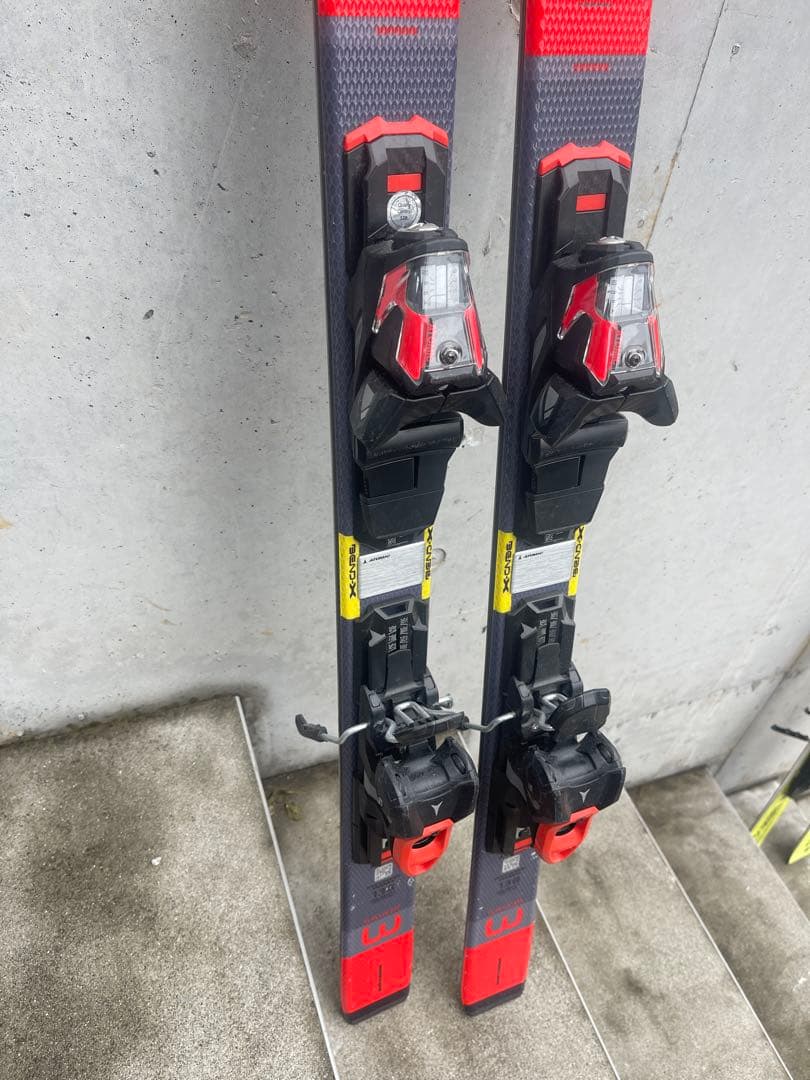 ATOMIC スキーセット 20-21 SAVOR 3 RED 金具付き 138