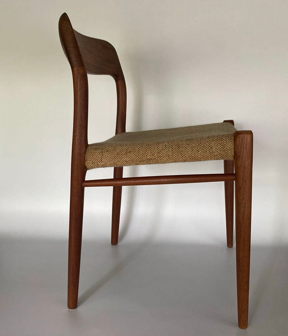 J.L. Møller No.75 ダイニングチェア チーク ファブリック