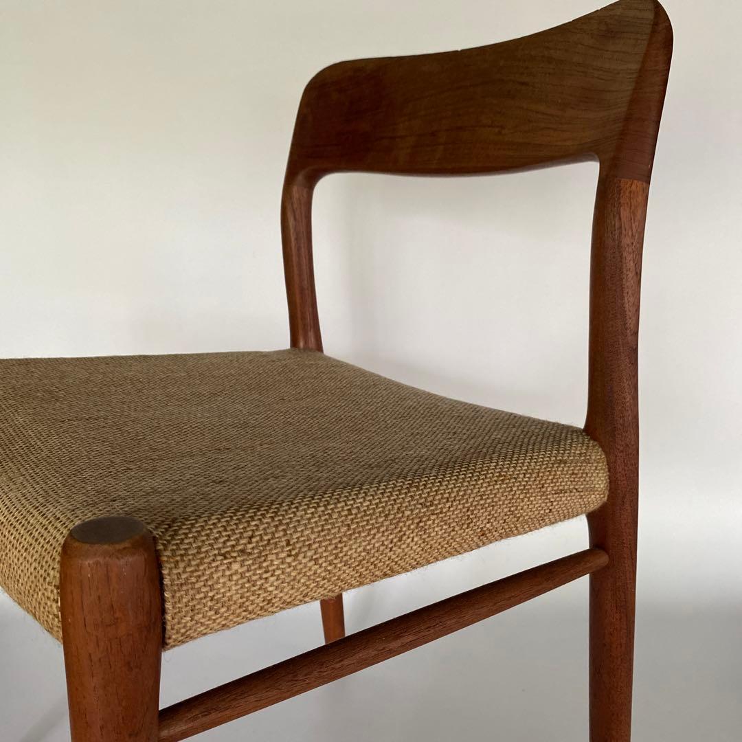 J.L. Møller No.75 ダイニングチェア チーク ファブリック