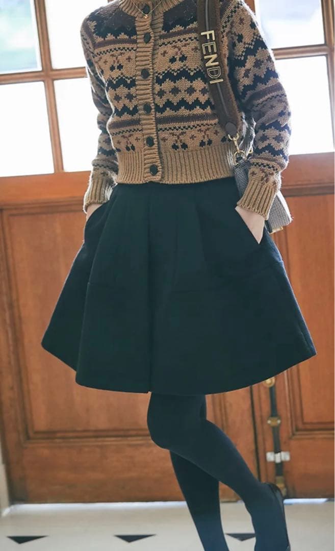 【新品】ハイウエストフレアキュロット(ブラック) XS