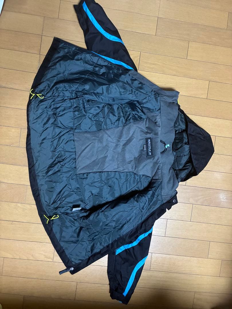 スキーウェア140 男の子 4点セットと150のパンツのセット