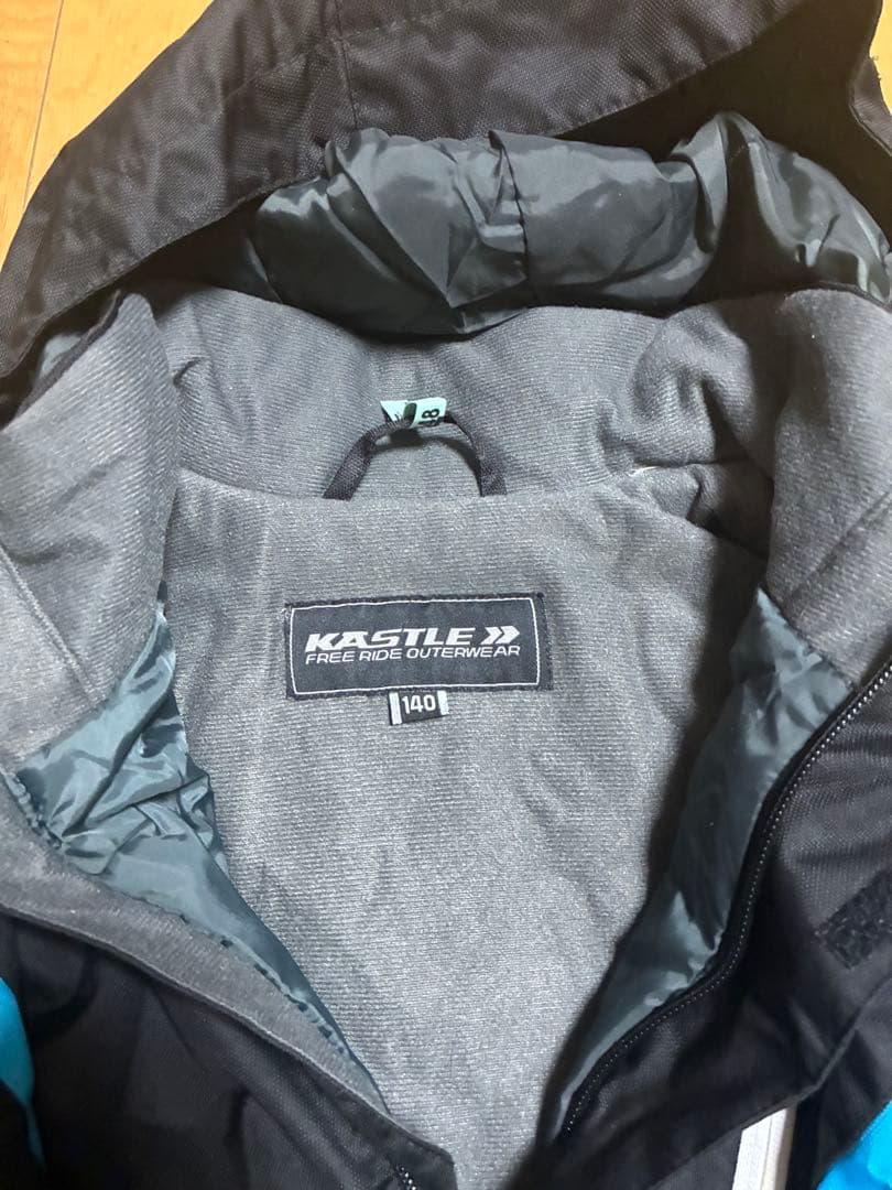 スキーウェア140 男の子 4点セットと150のパンツのセット