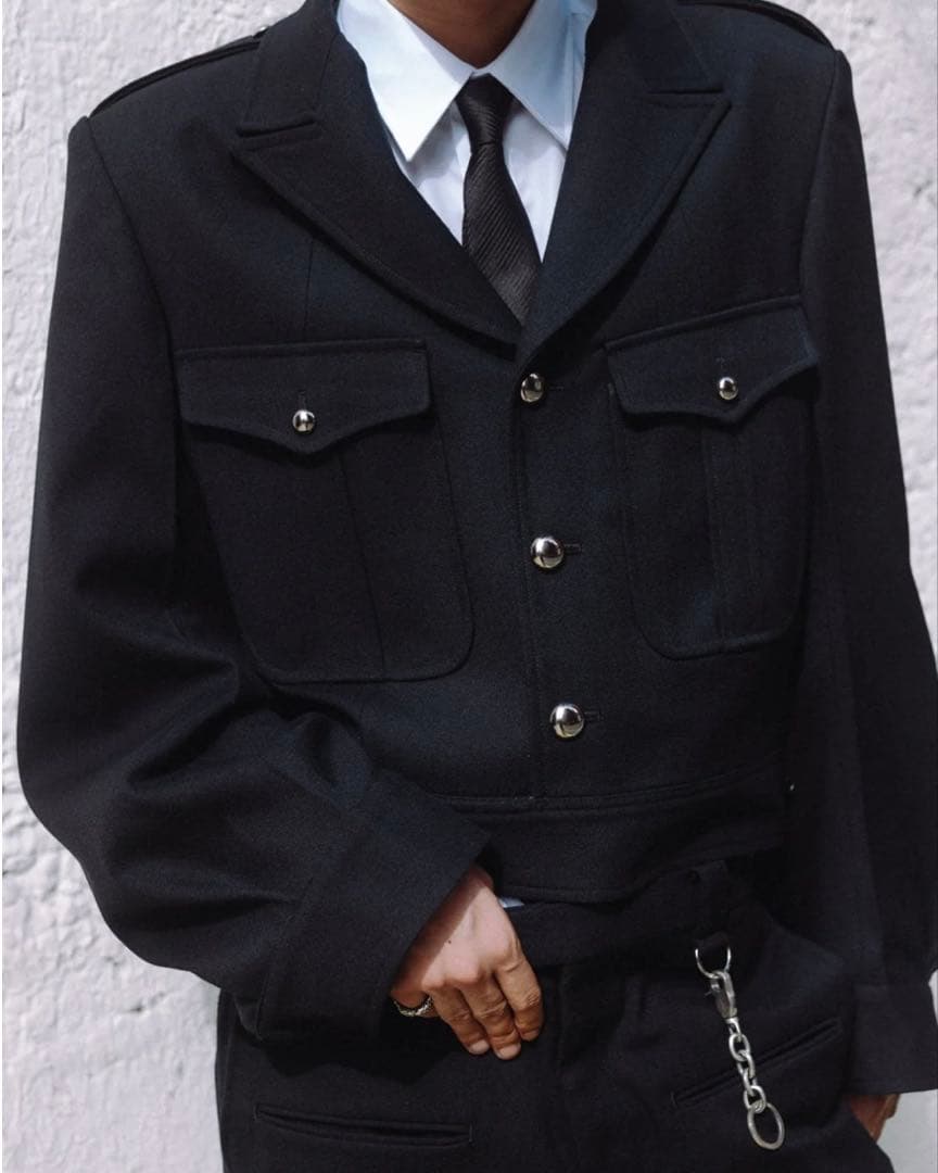 サリバンWOOL BARATHEA MASSIVE ROUNDED JACKET