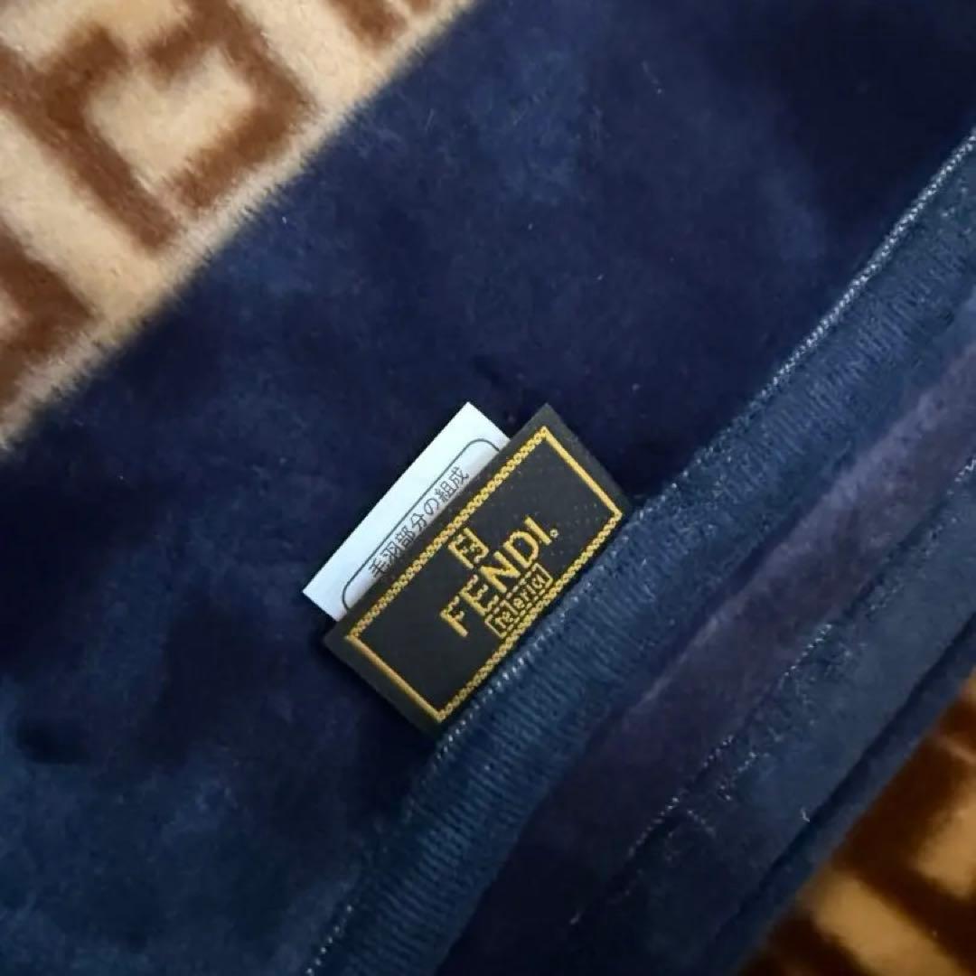 Fendi ハーフブランケット ネイビー