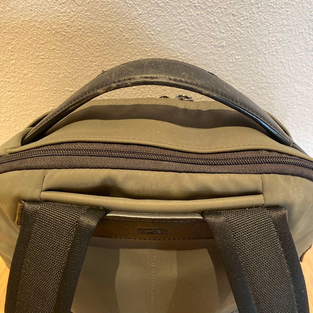 TUMI トゥミ　ウォレン　ハリソン限定カラー　オリーブグリーン