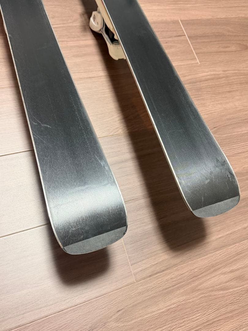 Salomon スキー板 ビンディング ストック付