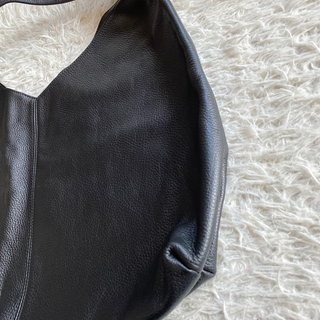 ドットAULENTTI レザートートバッグ　くろ