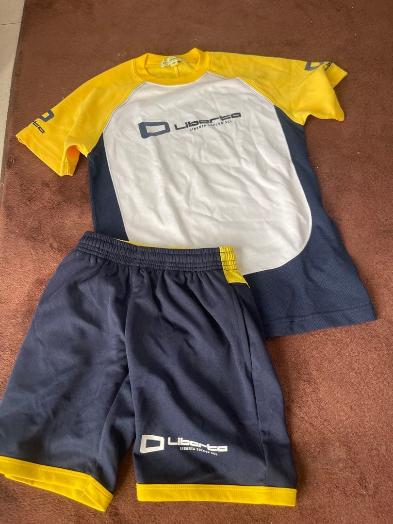 Liberta ジャージセット Sサイズ130サイズ