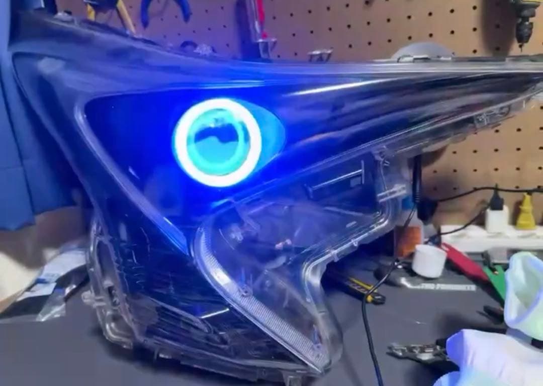 こーた50プリウス前期ヘッドライト クリア ブラック イカリングライト付き