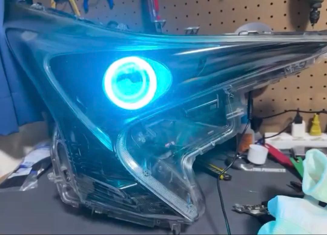 こーた50プリウス前期ヘッドライト クリア ブラック イカリングライト付き