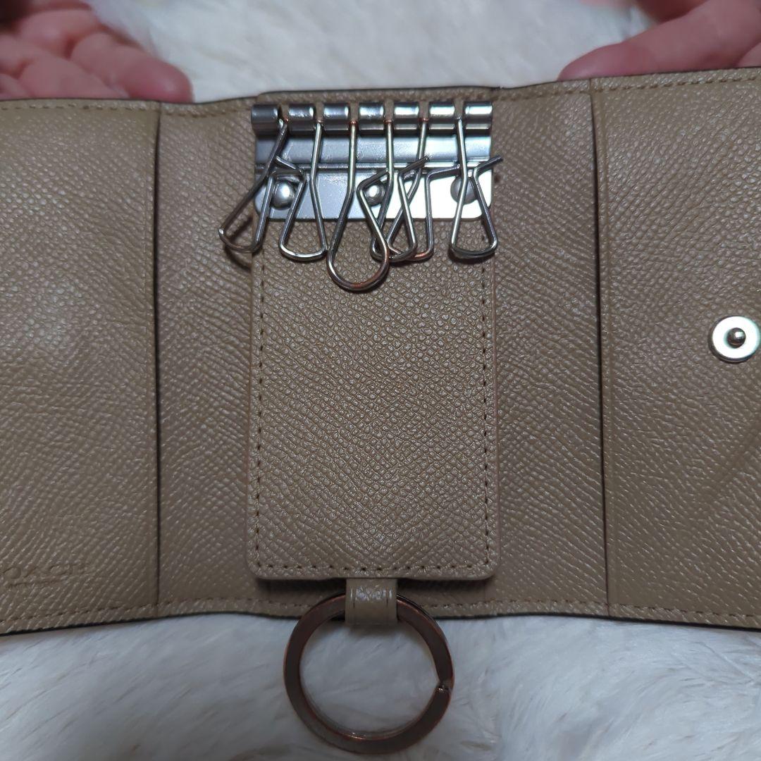 COACH　キーケース　ベージュ