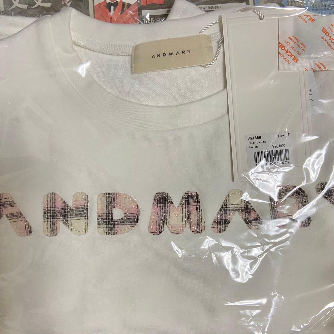 トップス Mary logo pattern tops white andmary