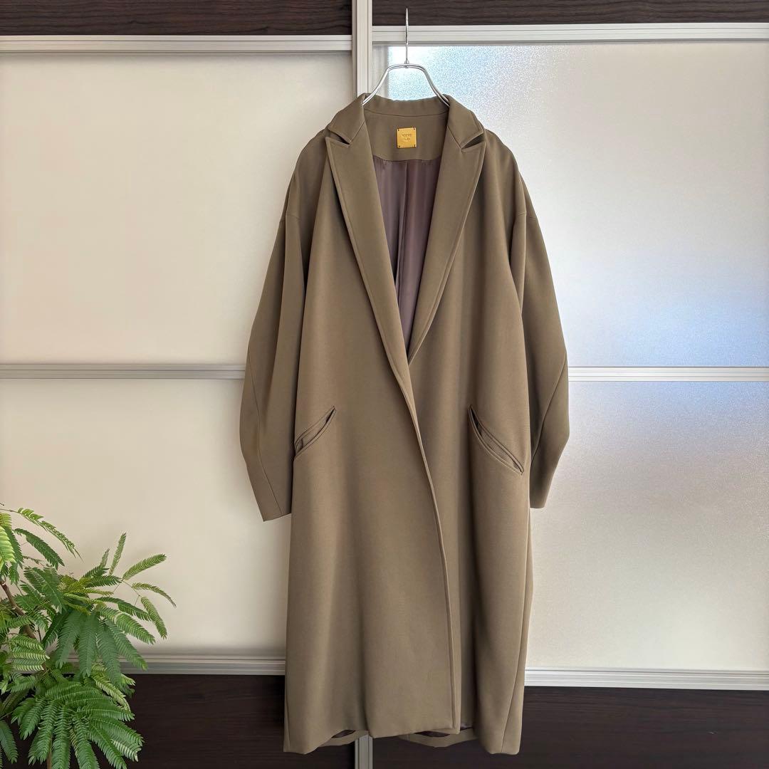 MUSE de Deuxieme Classe コート