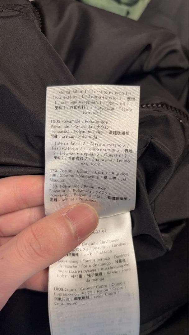 VALENTINO ロックスタッズ　ブルゾン　MA-1 size48 値下げ可能