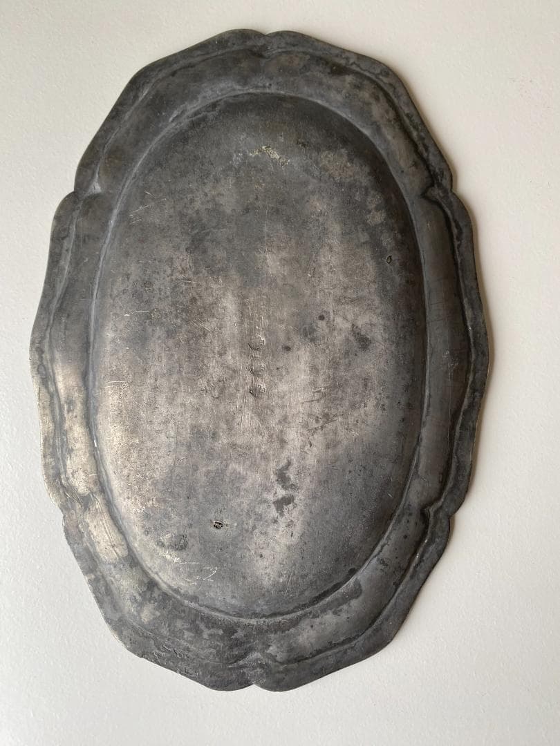 フランス アンティーク 枯れた エタン ピューター 花リム ラヴィエ 平皿