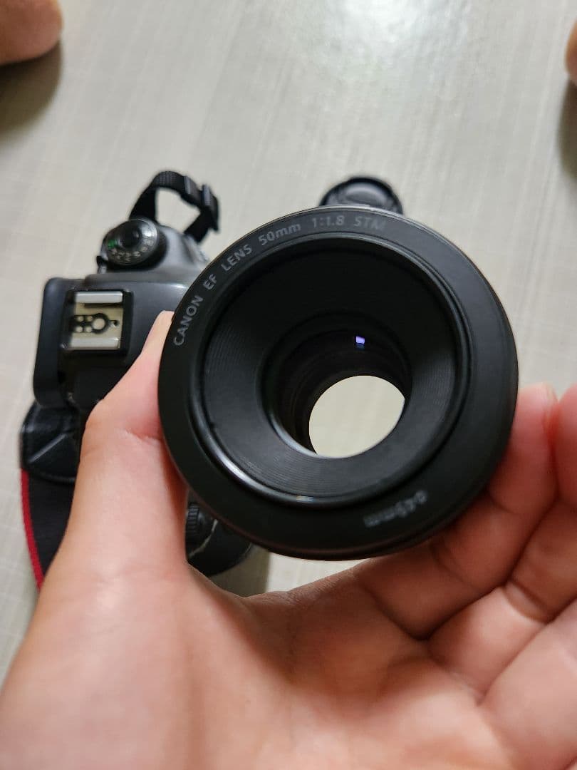 CANON FIX EF50 mm F1.8 STM　キヤノン