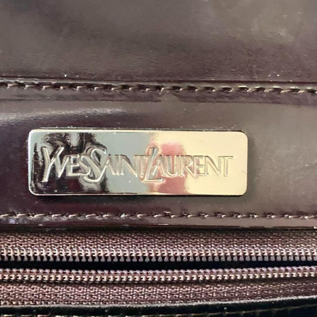 イブサンローラン 肩かけ ショルダー エナメル パテントレザー ブラウン