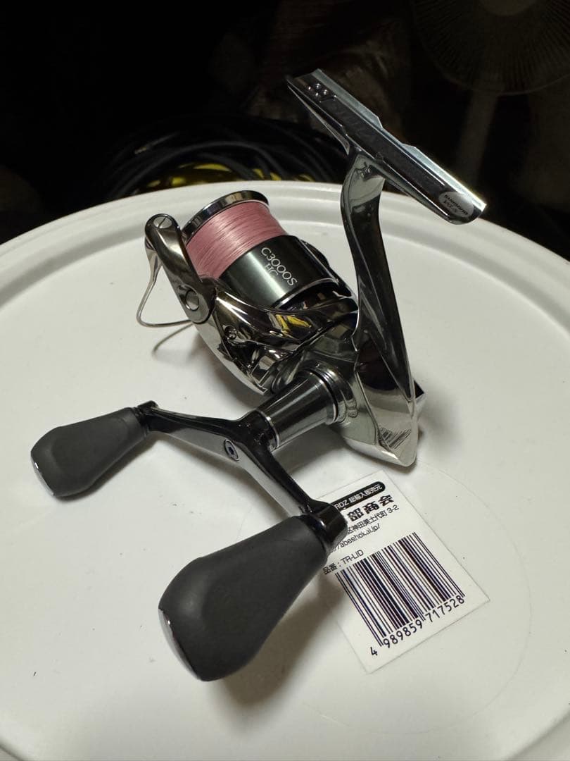 美品 SHIMANO 22STELLA C3000SDHHG