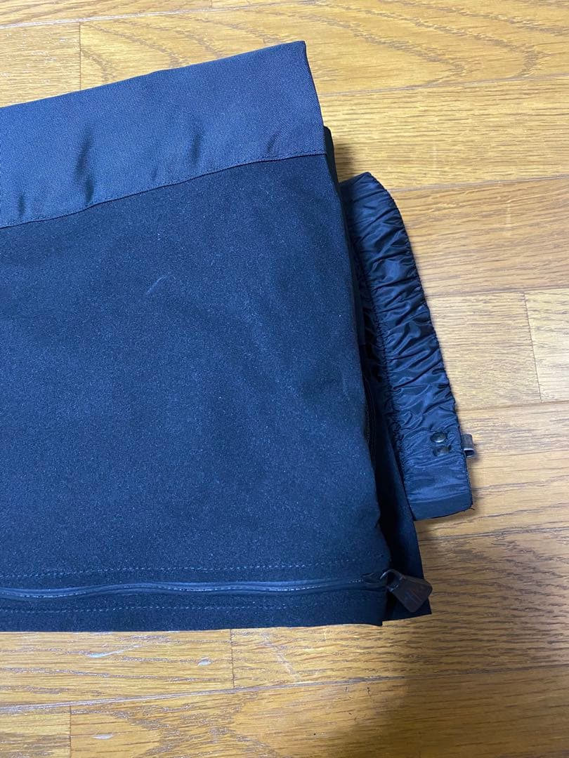 モンクレール　スキーパンツ　スキー