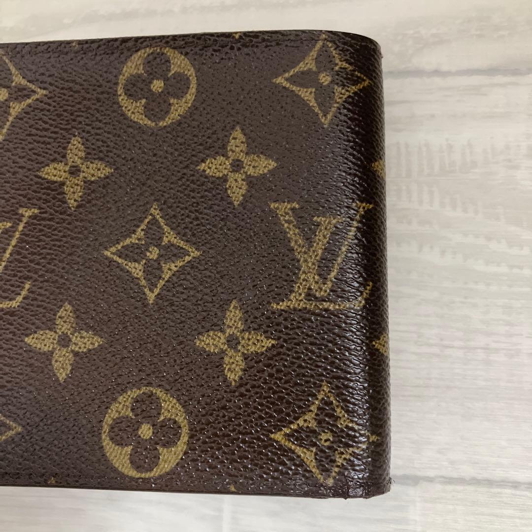 ルイヴィトン 二つ折り財布 ポルトフォイユマルコ