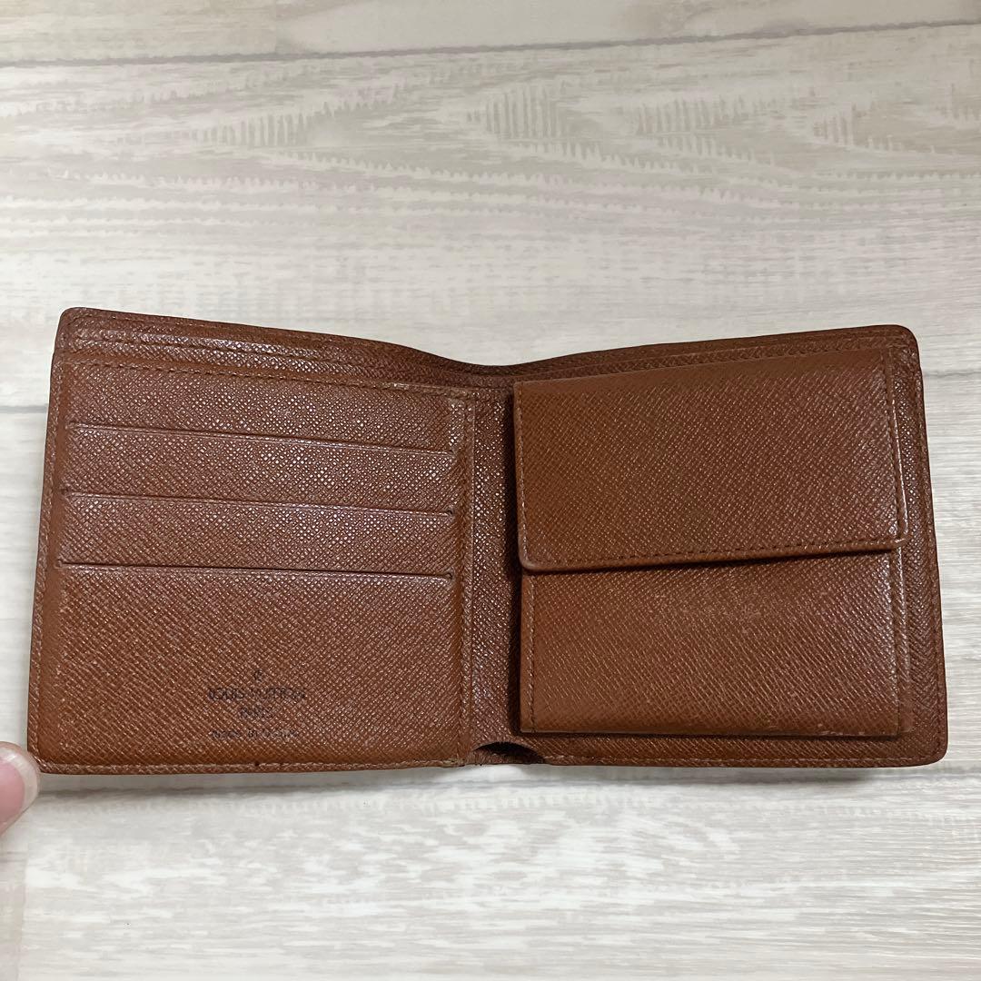 ルイヴィトン 二つ折り財布 ポルトフォイユマルコ