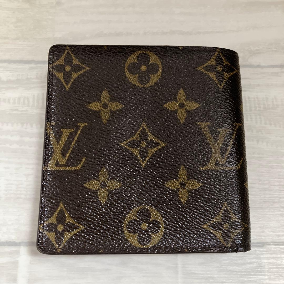 ルイヴィトン 二つ折り財布 ポルトフォイユマルコ