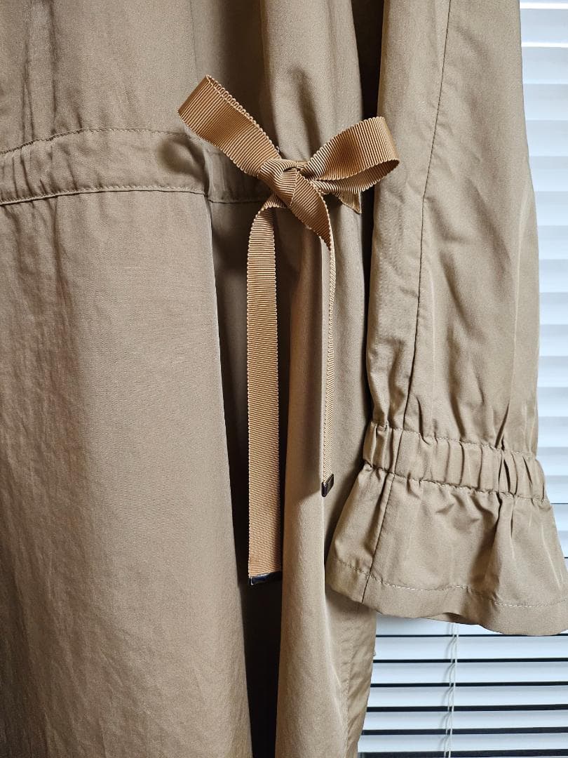 レリアン『ネミカ』クリーニング済・脇下身幅63cmレインコート兼ライトコート