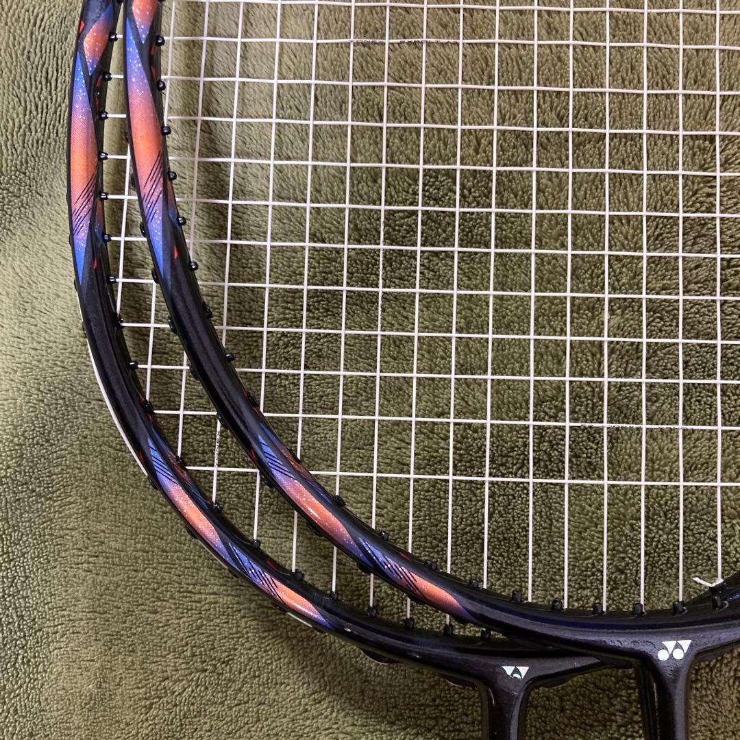 ヨネックス　アストロクス77PRO 4UG5 2本セット