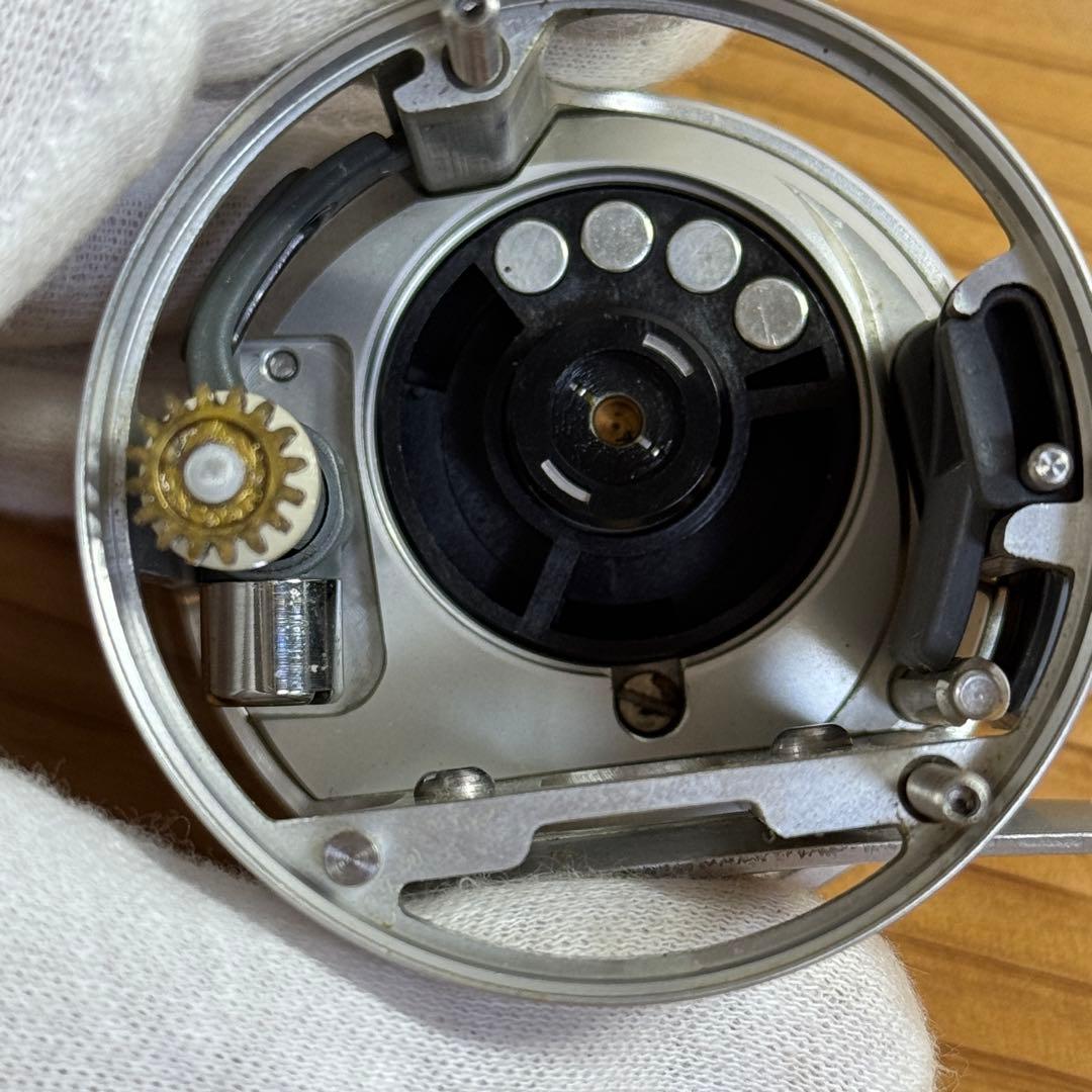 美品 アブ アンバサダー モラム SR SX3601C MAG ベイトリール