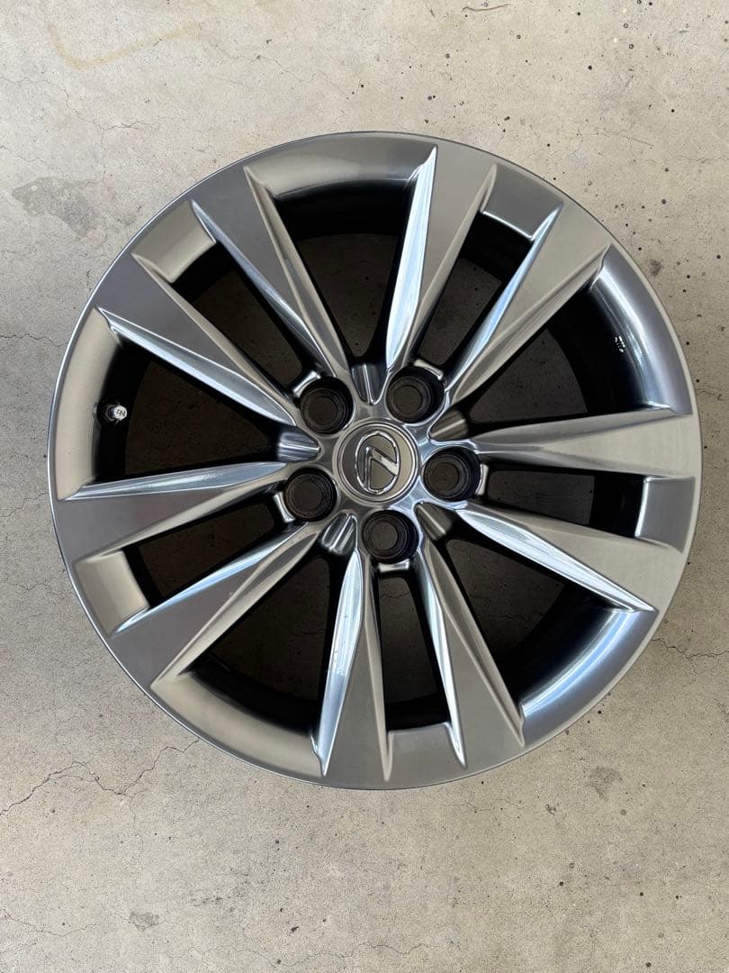 レクサスLS460後期純正18インチホイール×4