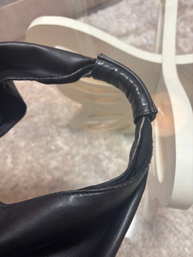 MM6レザートートバッグ