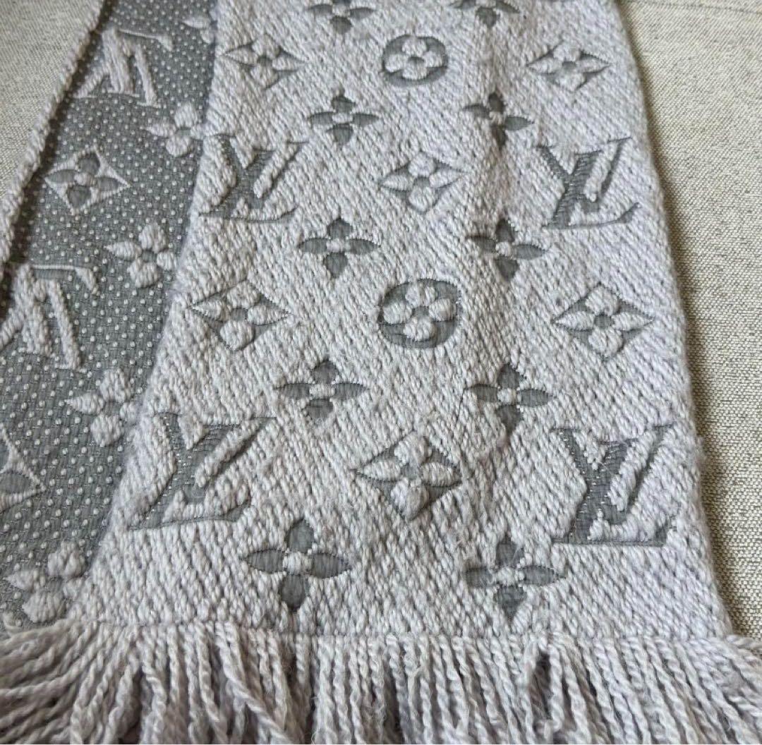Louis Vuitton グレー マフラーM74742 ロゴマニア
