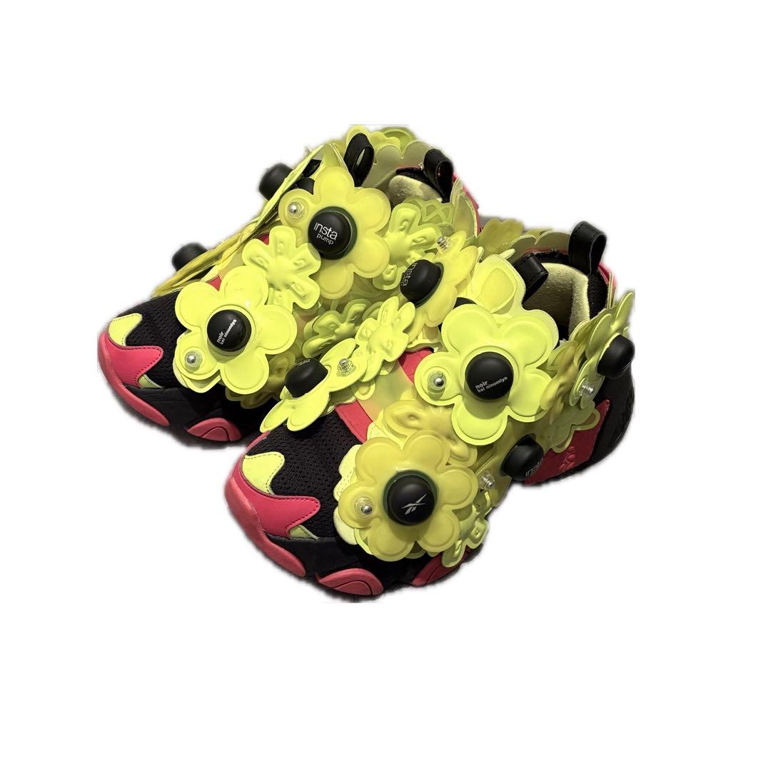 ノワールケイニノミヤ Reebok ポンプフューリー 25