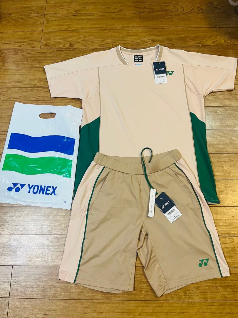 YONEX テニスウェアセットアップ ベージュ/グリーン