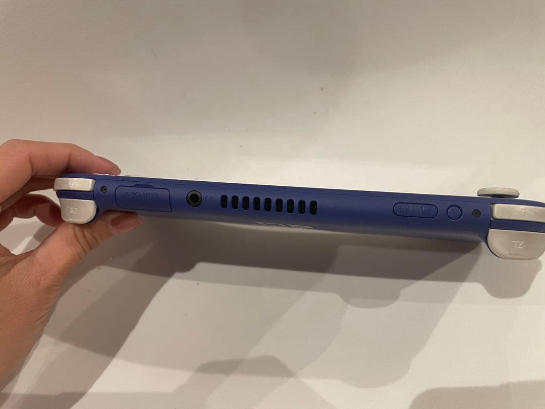 【週末限定】美⭐︎任天堂Switch Nintendo Lite ブルー＆充電器付