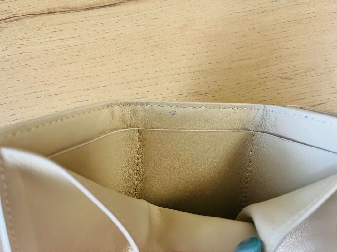 美品　ボッテガヴェネタ ベージュ 三つ折り財布