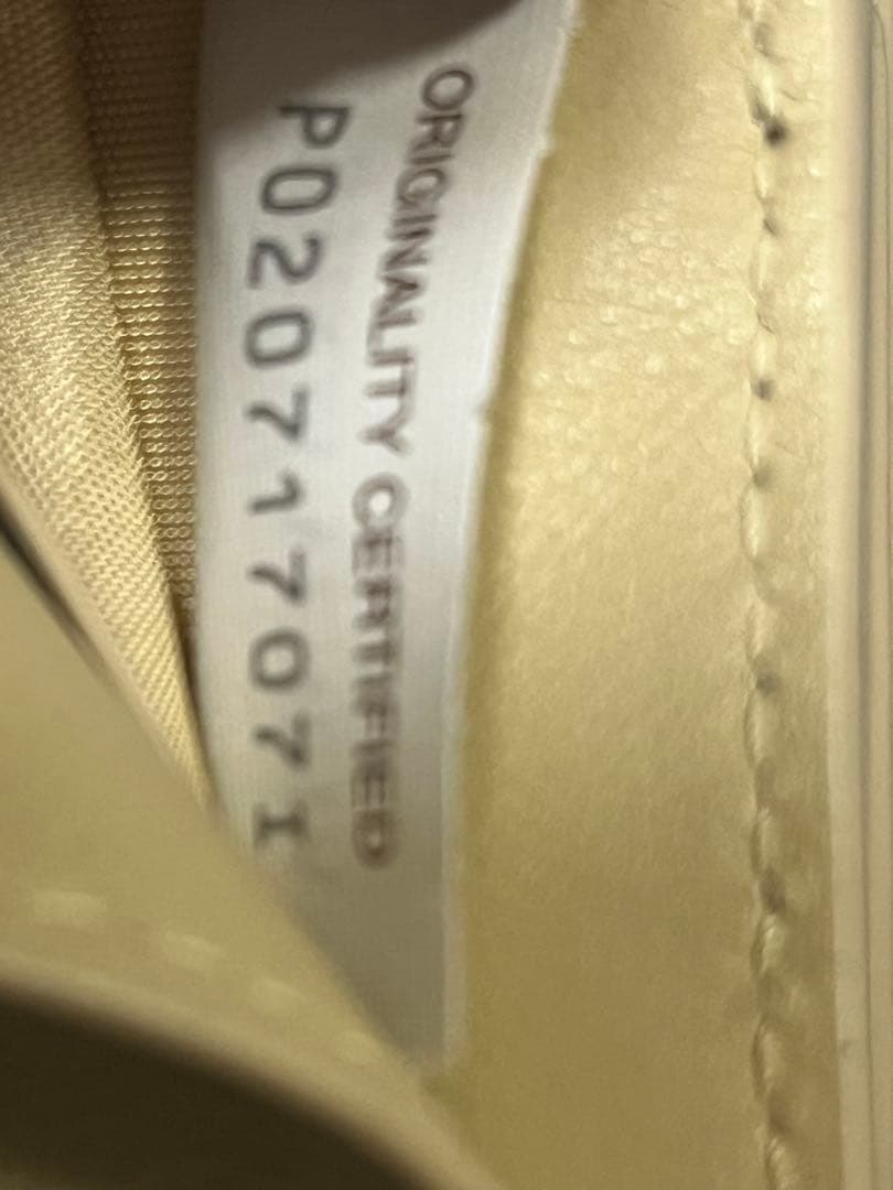 美品　ボッテガヴェネタ ベージュ 三つ折り財布